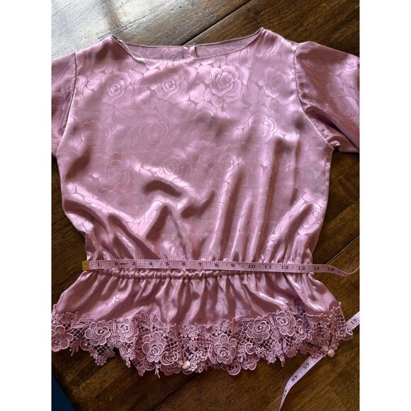 Vintage A.J. Bari Rose Jacquard Satin Blouse W/ Lace Trim & Floral Appliqué - Picture 9 of 11